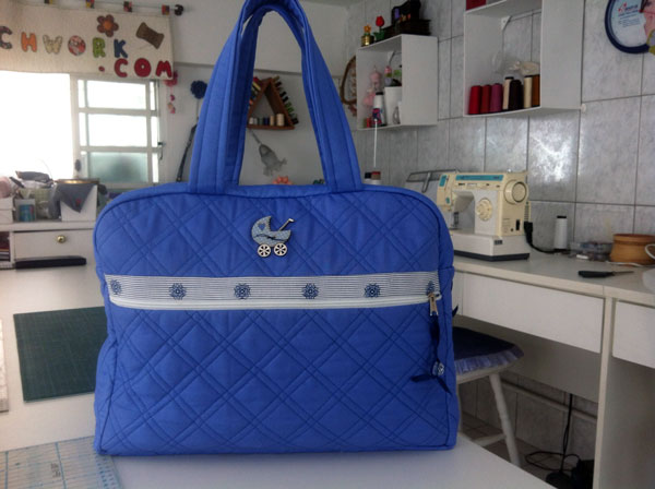 Comparativo: Manta Acrílica R1 vs R2 para Bolsas Artesanais