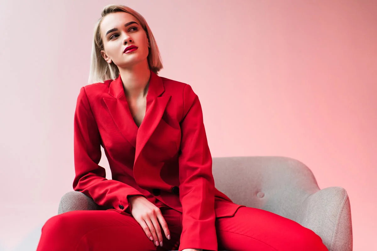 quanto custa montar um guarda roupa monocromático