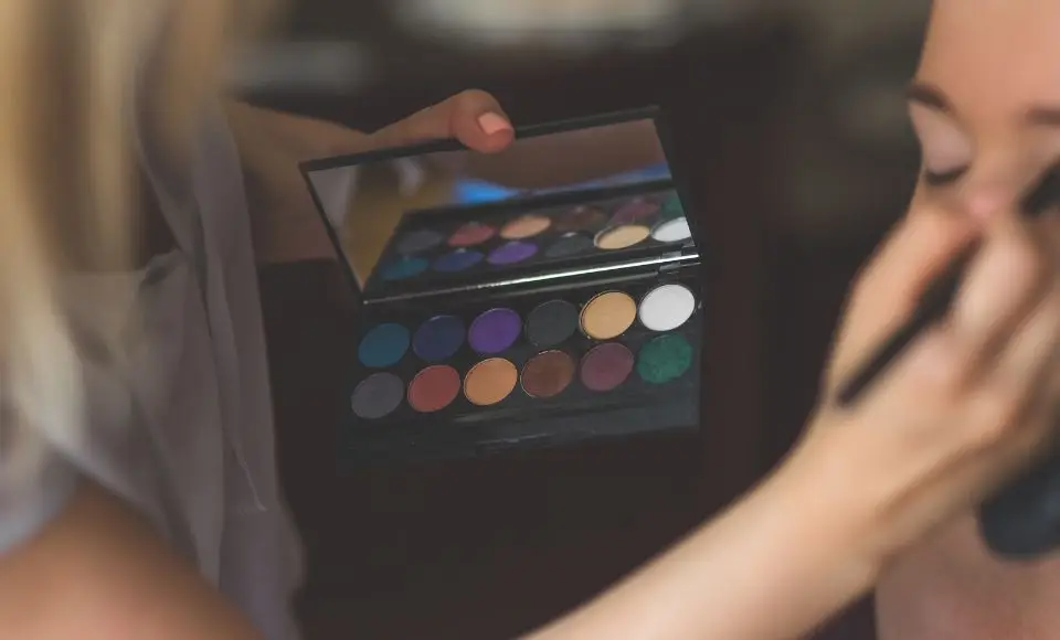 erros ao escolher nome loja maquiagem