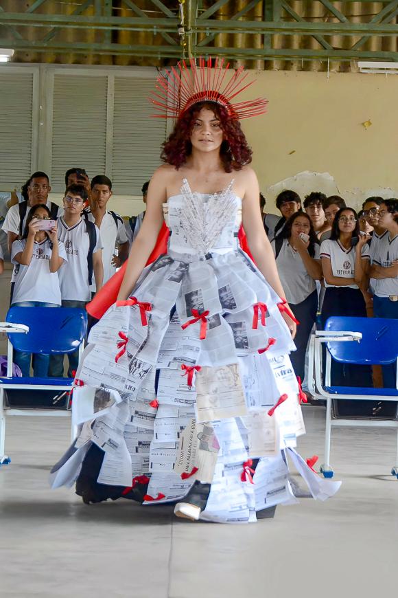 quiet luxury versus maximalismo tendências 2026