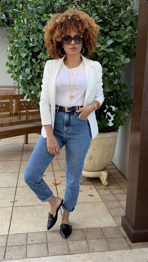 calça mom cintura alta com que blusa