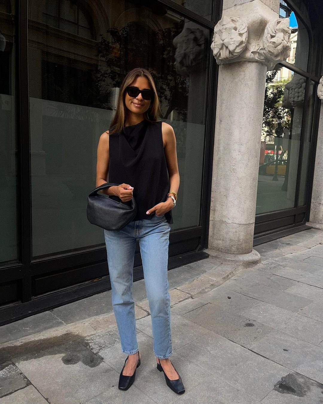 calça mom vs calça reta