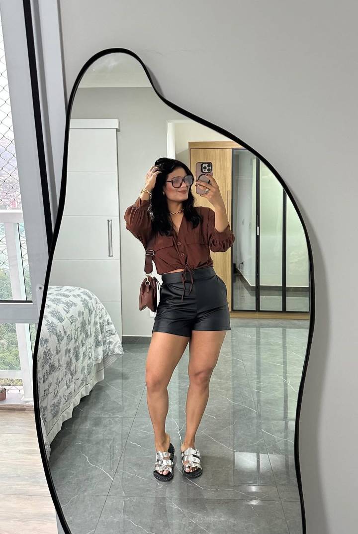 inspiração looks short de couro estilosos