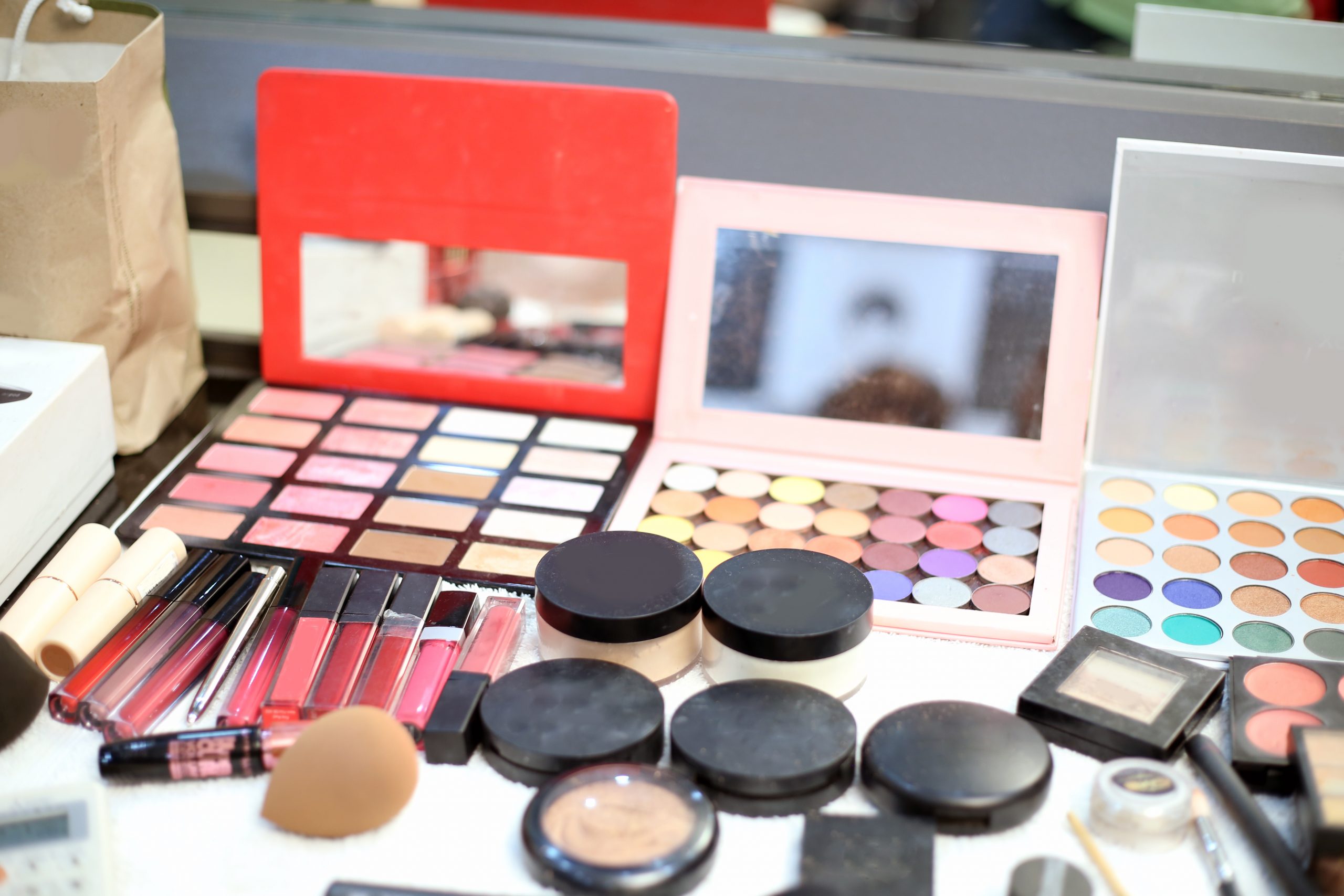 maquiagem craquelando na pele como evitar