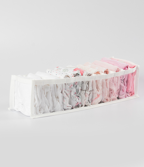 Organização Vertical no Quarto do Bebê: Aproveitando Cada Espaço com Inteligência