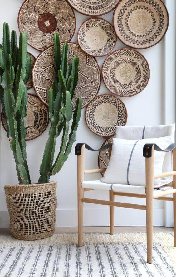 ideias criativas para decorar parede da sala vazia