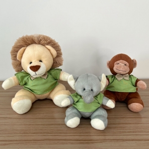 ideias criativas decoração safari com pelúcias