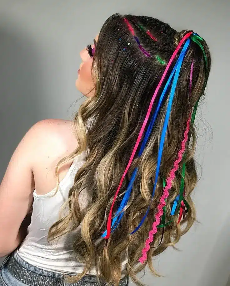 penteados carnaval cabelo cacheado