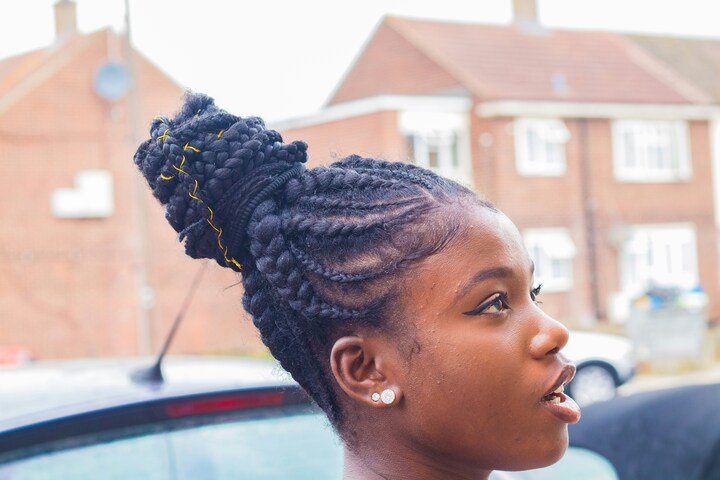 penteado de trança jumbo com franja