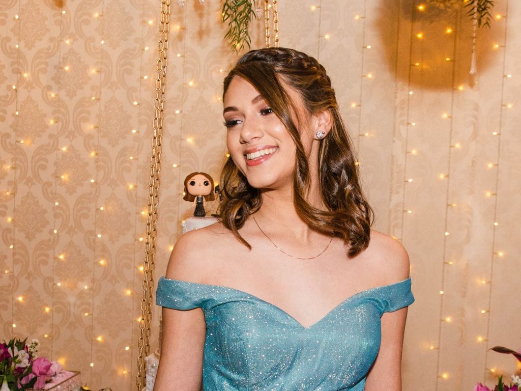 quanto custa fazer penteado festa cabelo medio