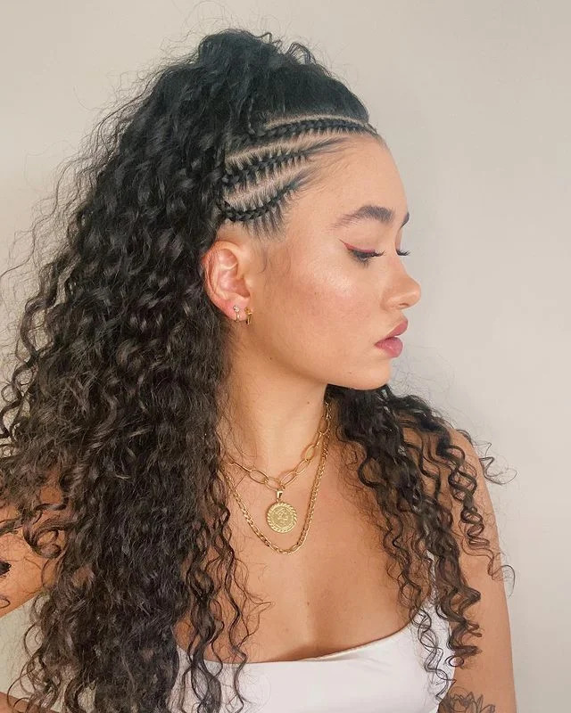 penteado rabo de cavalo cabelo cacheado longo madrinha
