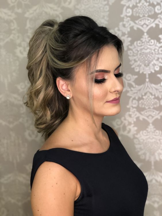 penteado simples madrinha elegante