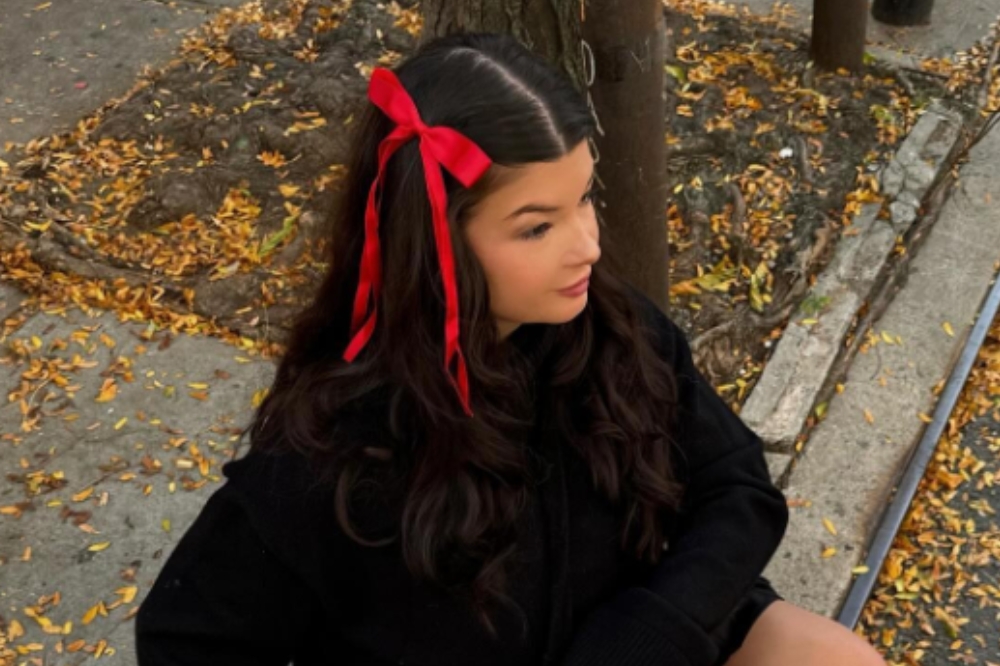 penteado com laço vs penteado com flor