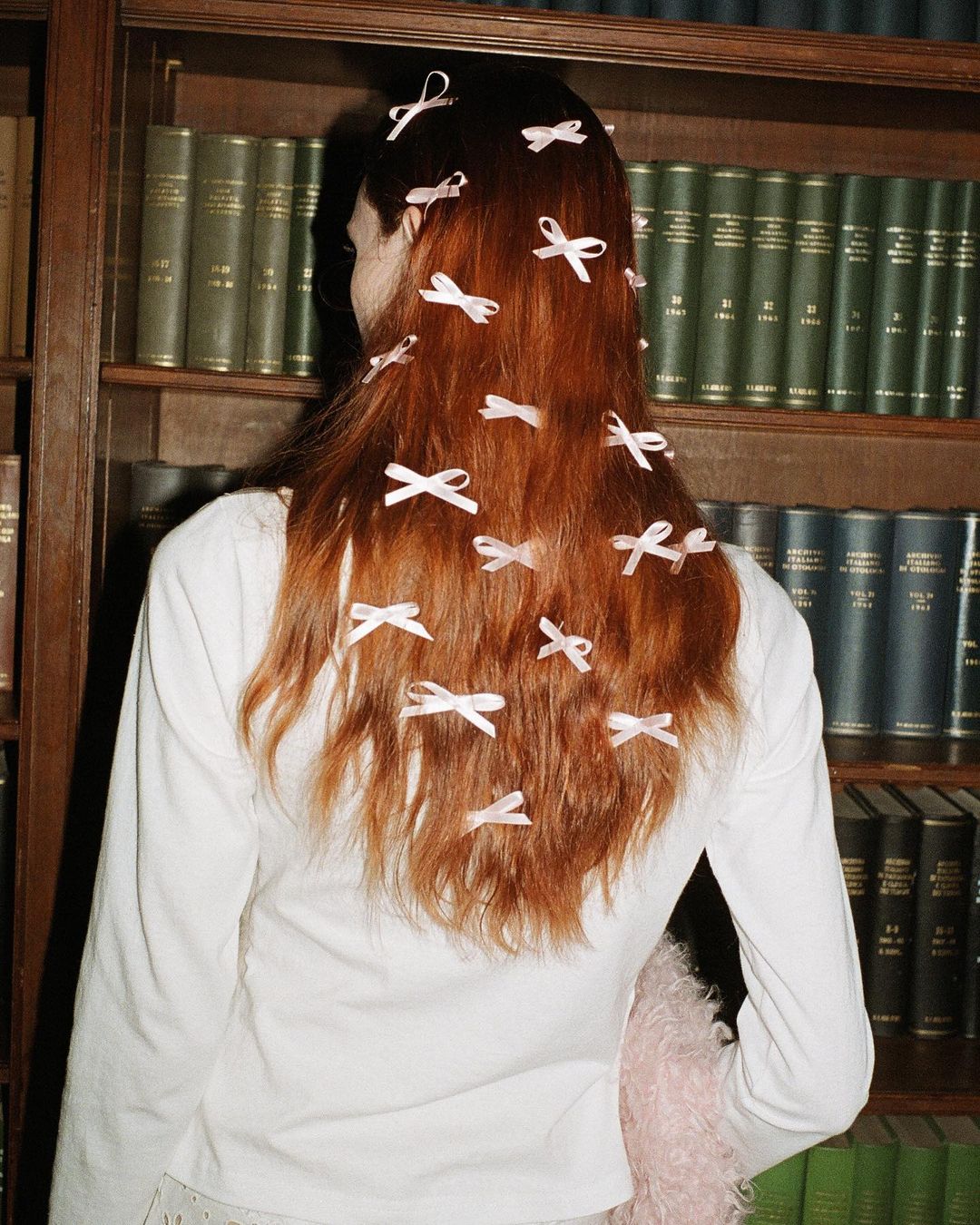 penteado com laço vs penteado com flor