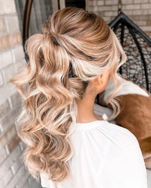 penteados para madrinha de casamento cabelo longo