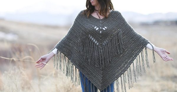 Tendências de Poncho de Crochê 2026: O Que Está em Alta no Artesanato