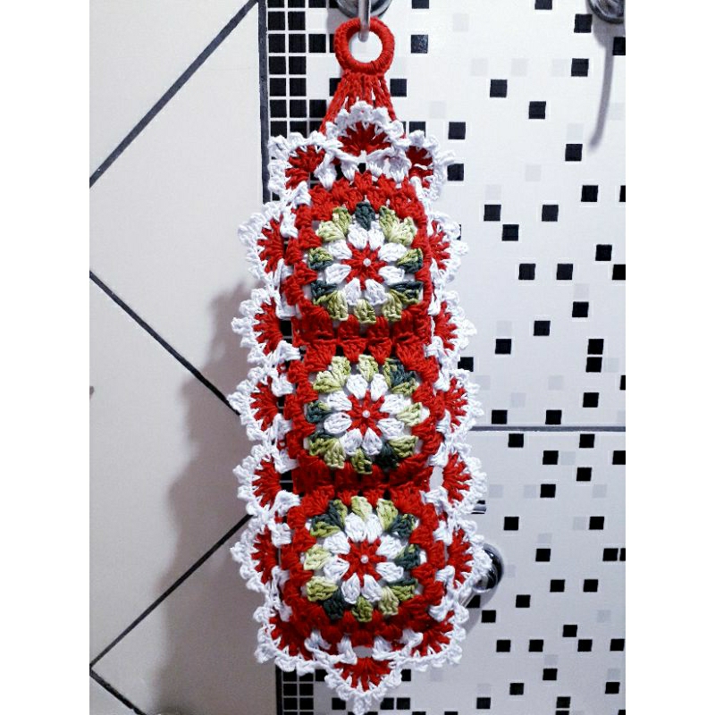 porta papel higiênico de crochê com flor