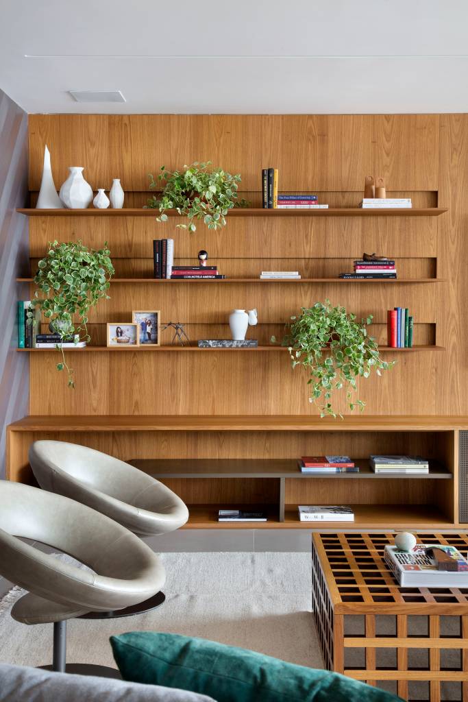 erros comuns ao decorar prateleira sala