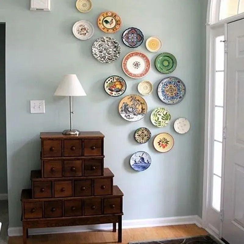 pratos na cozinha decoração
