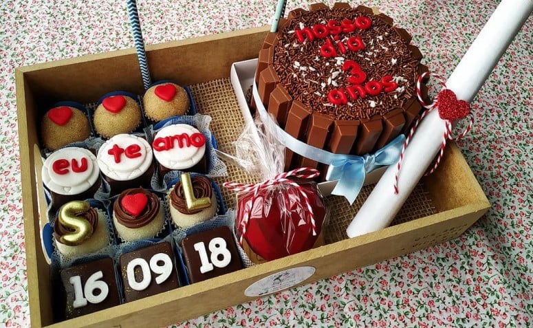 como calcular comida e bebida para festa feminina