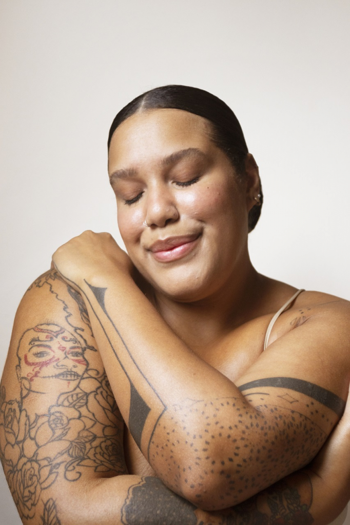 tempo para passar creme na tatuagem