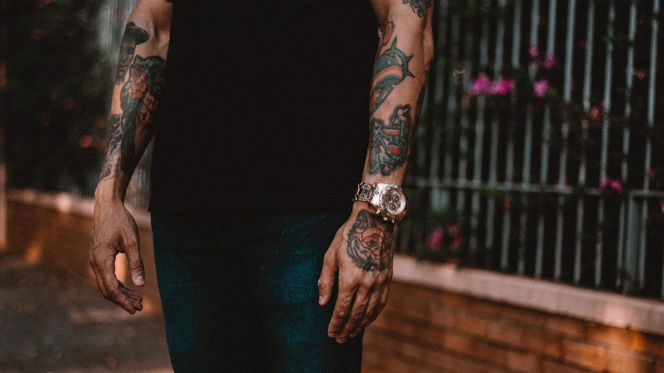 tempo para passar creme na tatuagem