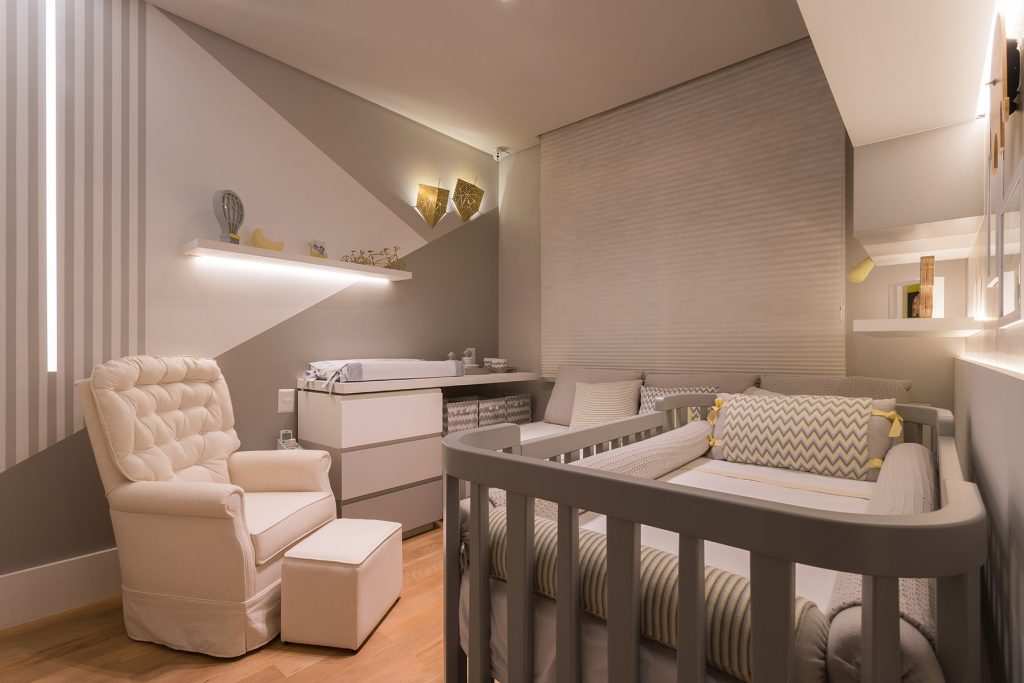 quarto de bebe amarelo