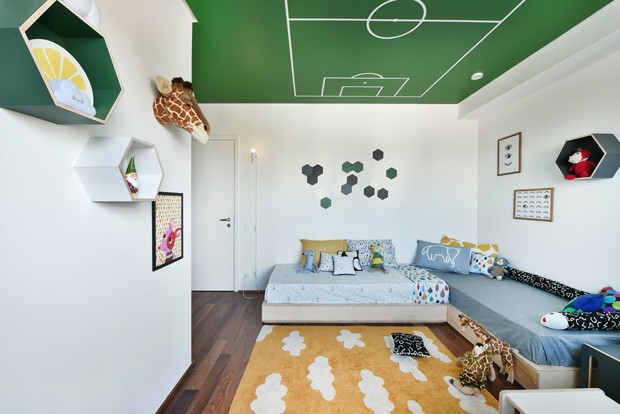 Guia Completo: Cores e Materiais Ideais para o Quarto de Bebê Futebol