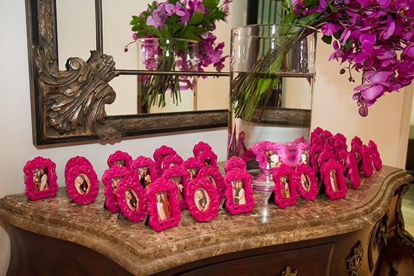 como fazer painel de borboletas outubro rosa para recepção