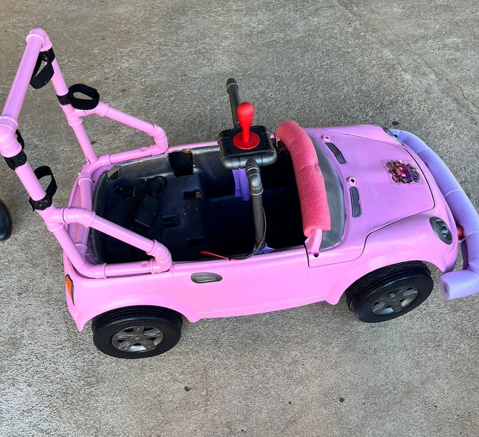 Como fazer a higienização completa do carrinho de bebê em casa