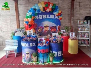 decoração roblox com doces