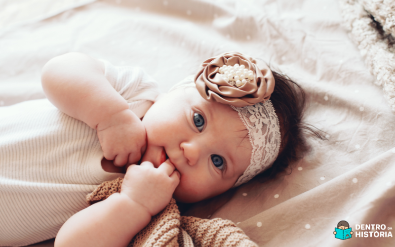 Genética e Traços Faciais: Como os Genes dos Pais Influenciam a Aparência do Bebê