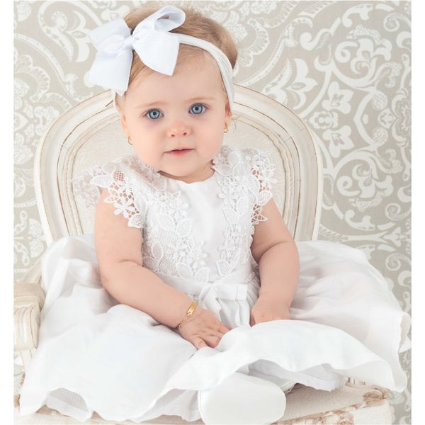 Mandrião ou Conjunto? As Melhores Opções de Roupa de Batizado para Seu Bebê