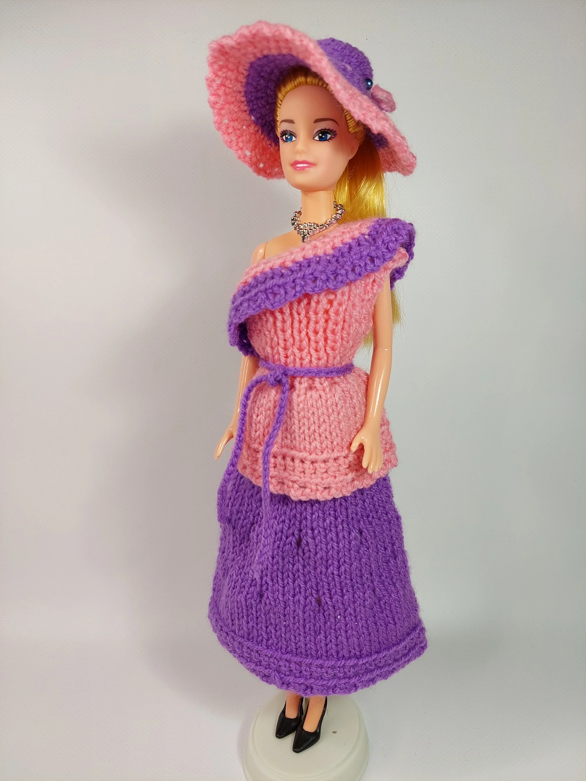 As Melhores Linhas e Agulhas para Crochê de Bonecas