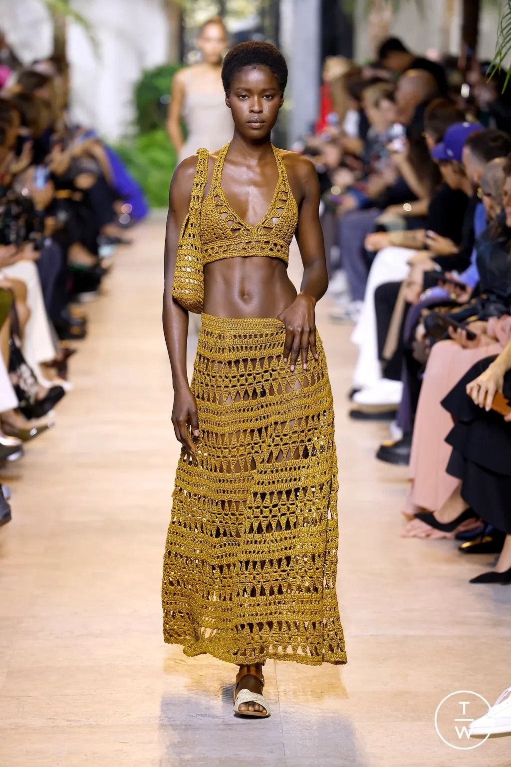 roupas de croche moda 2012