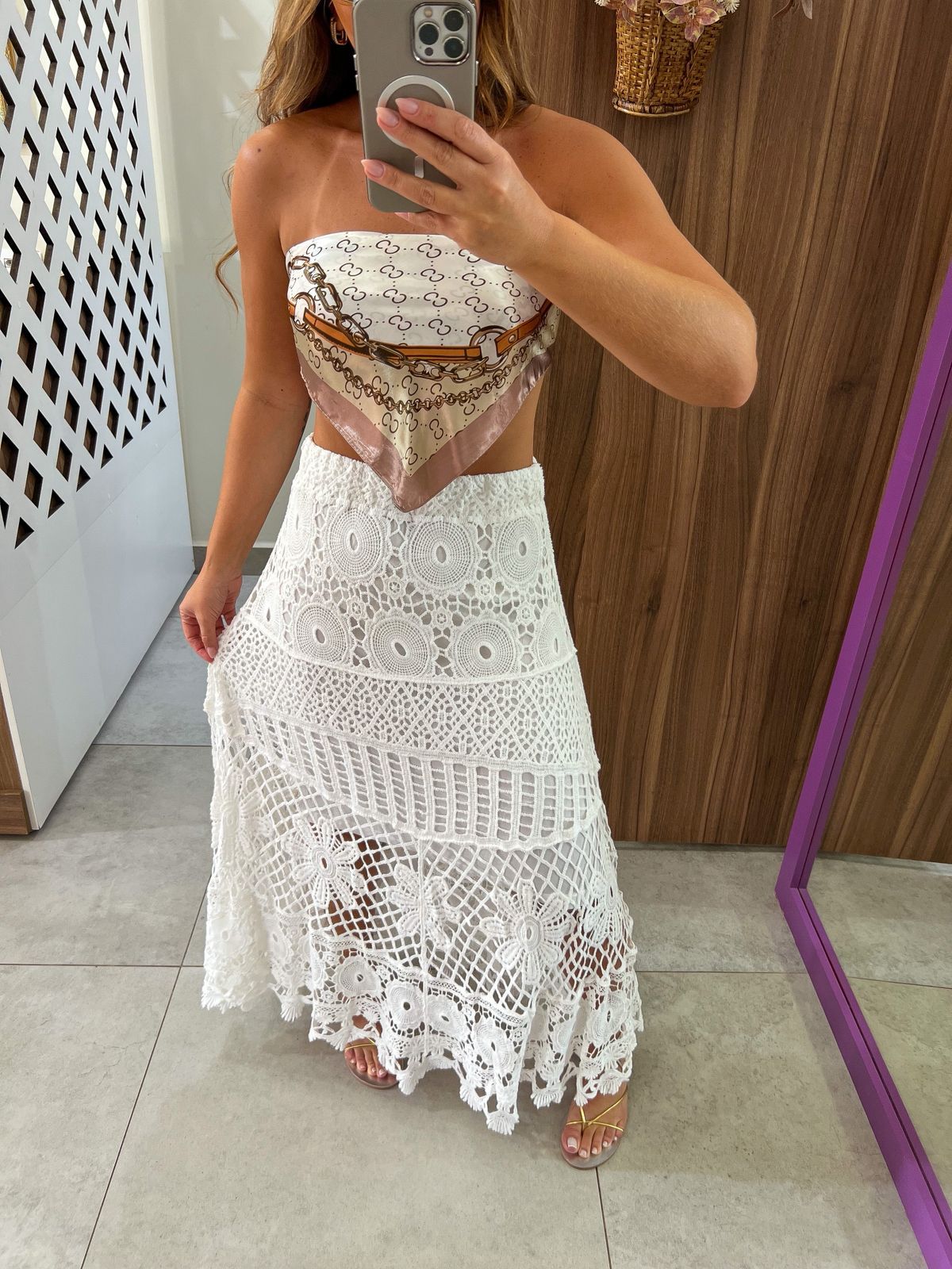 1. Como Fazer Saia de Crochê Cargo Midi: Guia Completo e Receitas
2. Fios Ideais para Crochê: Escolha o Melhor Material para Sua Saia Artesanal
3. Tendências de Crochê 2026: Do Fundo do Mar ao Luxo Urbano
4. Saias de Crochê: Onde Comprar Peças Exclusivas e Feitas à Mão
5. Crochê 3D e Escultural: Inovação e Sofisticação na Moda Artesanal