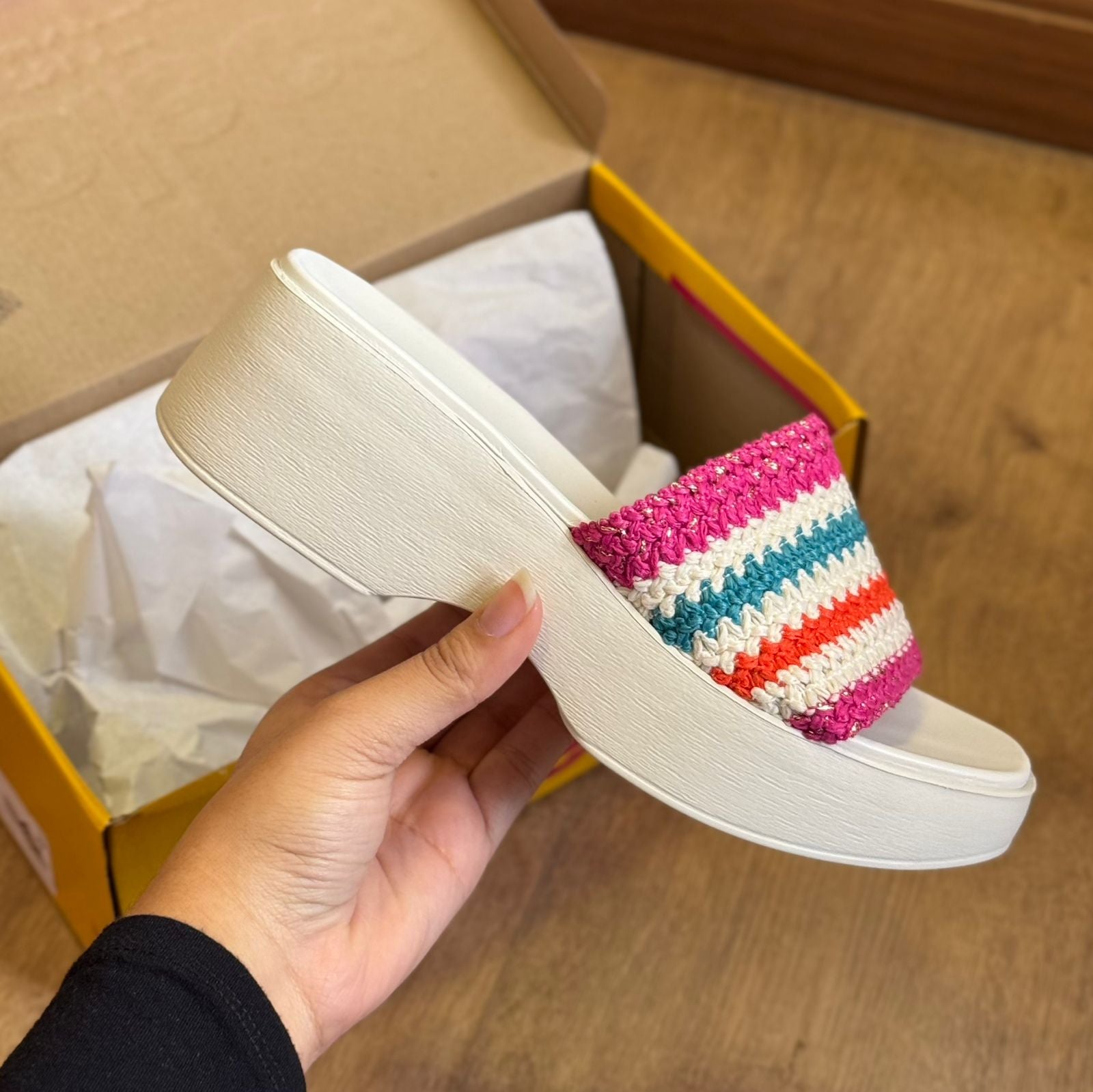 Verão 2026: Transforme Seus Chinelos com Customização em Crochê