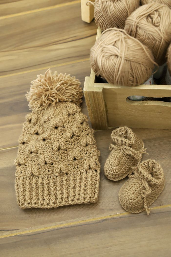 Dicas de Acabamento e Decoração para Sapatinhos de Crochê de Bebê