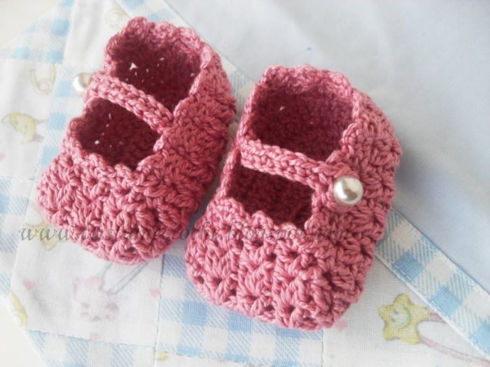 Sapatinho de Crochê para Recém-Nascido: Passo a Passo Detalhado (9 cm)