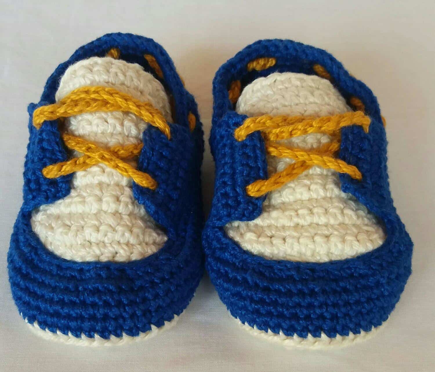 Tabela de Medidas de Sapatinhos de Crochê: Do RN aos 12 Meses