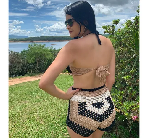 Como Combinar Seu Short de Crochê: Looks da Praia à Cidade