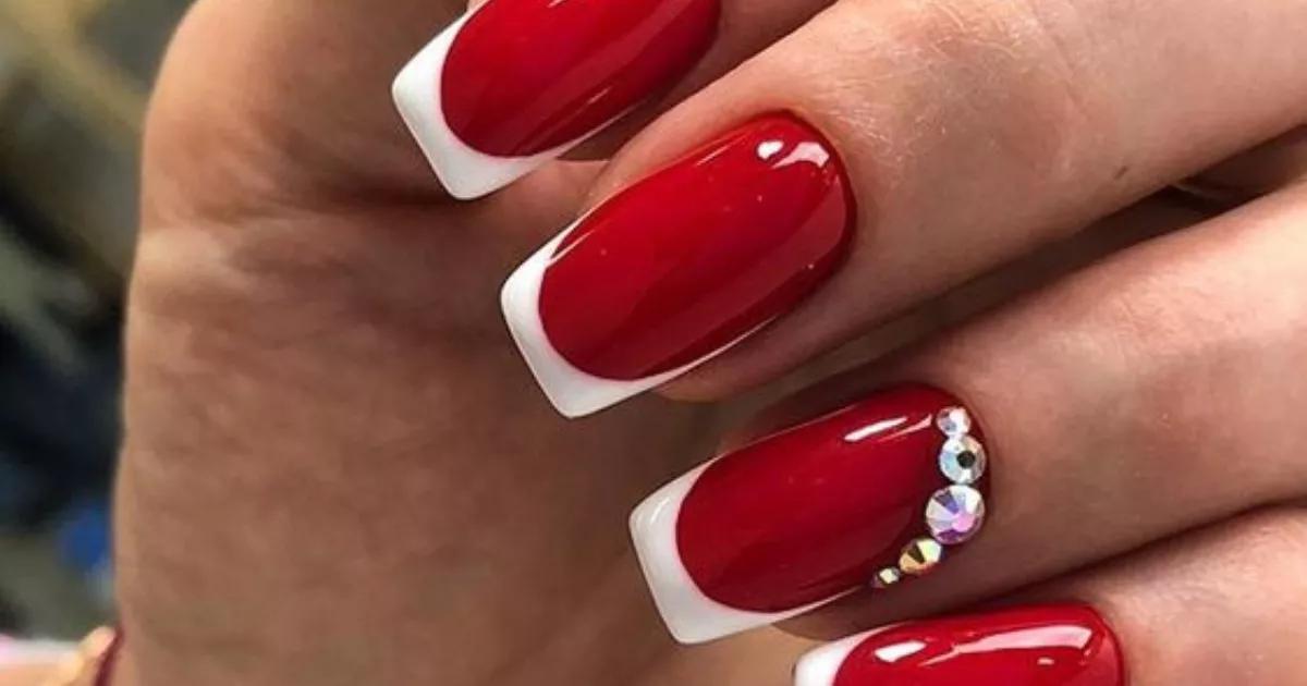 como fazer filha única com glitter em unha de gel vermelha