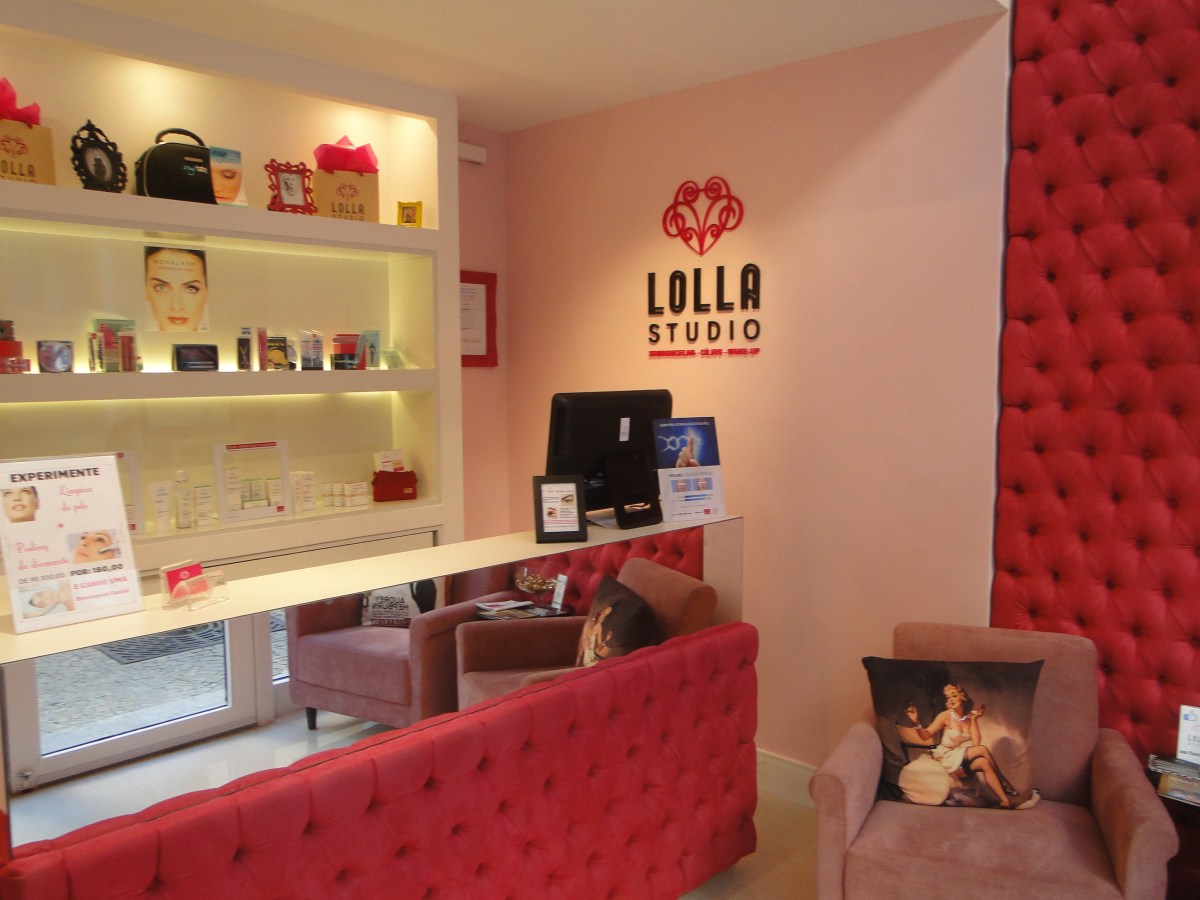 decoração studio cilios clean ou luxuoso