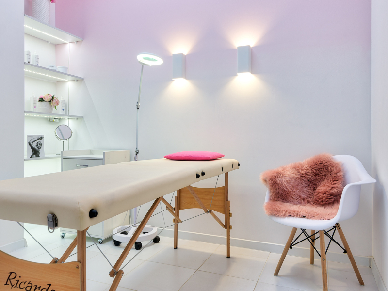 luminaria meia lua para studio de cilios