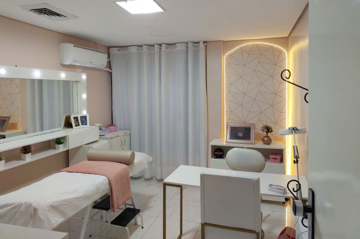 erros comuns na decoração de studio de micropigmentação