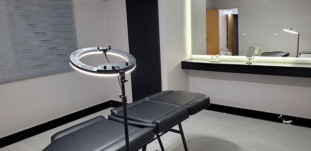 decoração minimalista para studio de micropigmentação