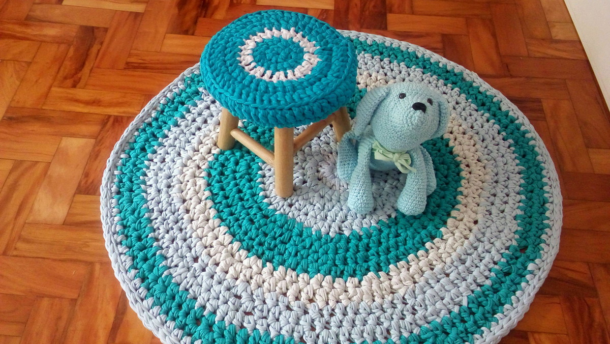 Passo a Passo: Faça Seu Próprio Tapete de Crochê com Fio de Malha para Iniciantes