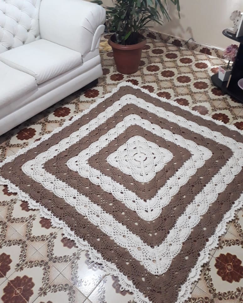 quanto custa um tapete de crochê quadrado artesanal