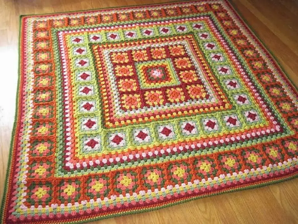 Decoração com Tapetes de Crochê Quadrados: Tendências e Inspirações para Sala, Quarto e Banheiro