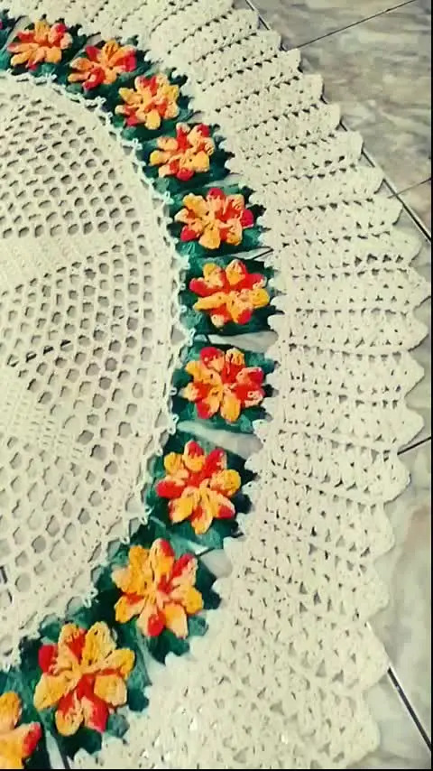 Tapete redondo crochê com flores